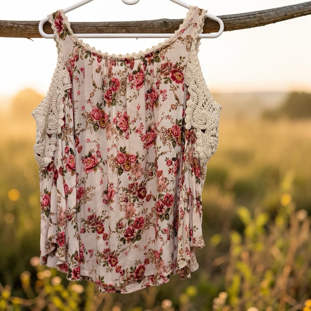 Women's Floral Crochet Trim Top Western Boho Cottagecore PM - Picture 2 of 13